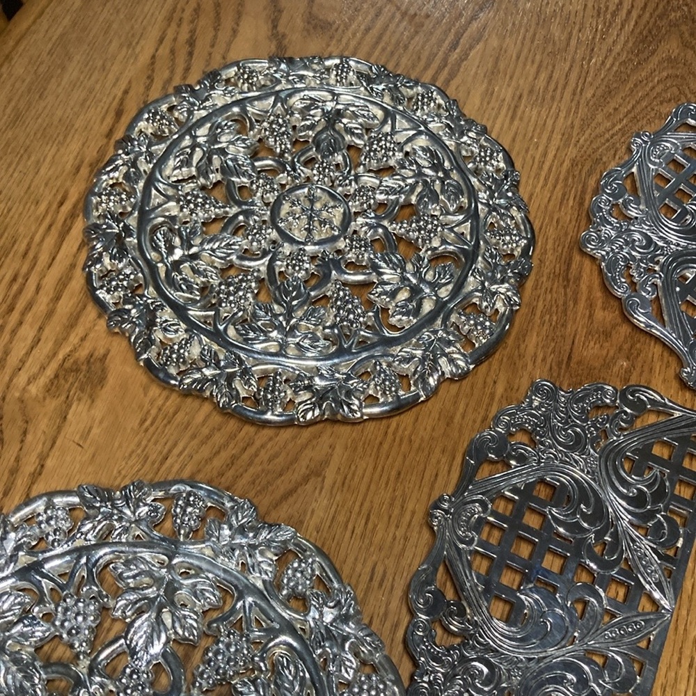 Godinger Silver Kitchen Set - Picture 2 of 8